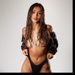 Samy Sun7porn model